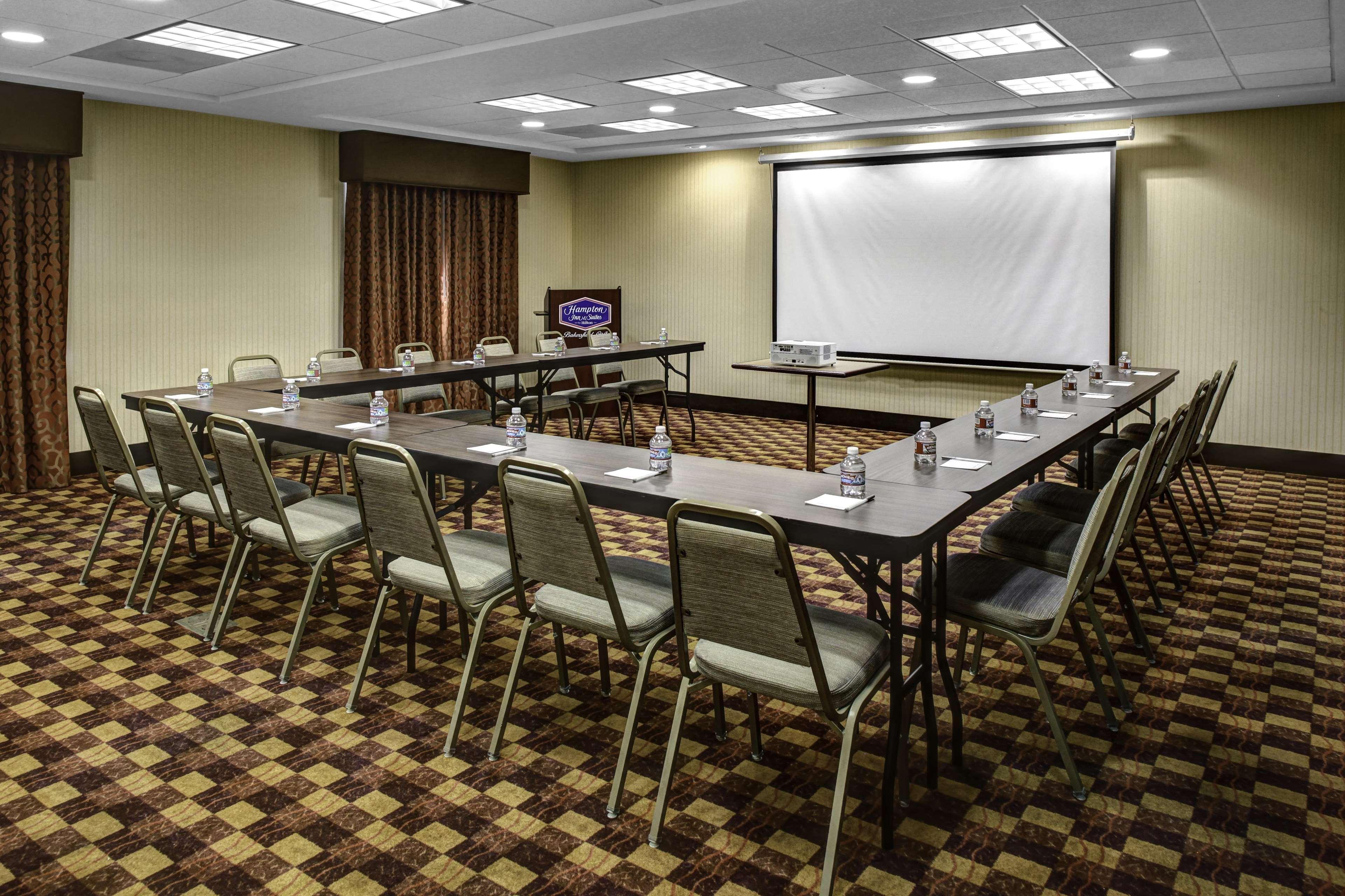Hampton Inn And Suites Bakersfield / Highway 58 Kültér fotó